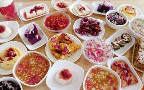 雲(yún)南大學(xué)で今年も恒例のバラメニュー登場　雲(yún)南省