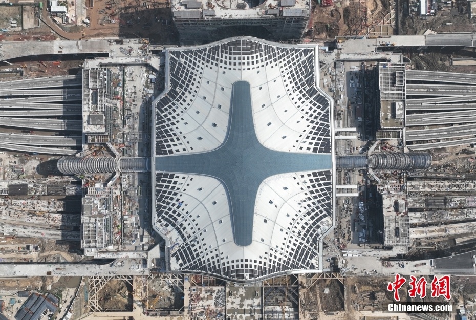 杭州西駅に太陽電池を設(shè)置、年間CO2排出削減量は2300トン超