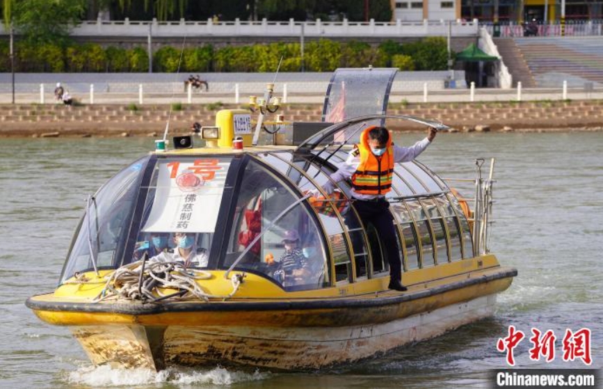「水上バス」が運(yùn)航再開し、陸上交通の混雑を緩和　甘粛省蘭州
