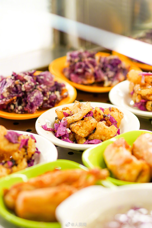 見た目だけじゃなく食べても美味しい！雲(yún)南大學(xué)の特製バラメニュー