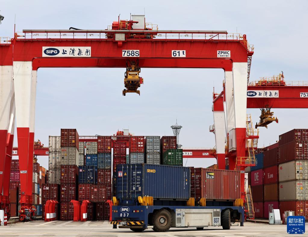 総力を挙げてサプライチェーンを保障する上海港