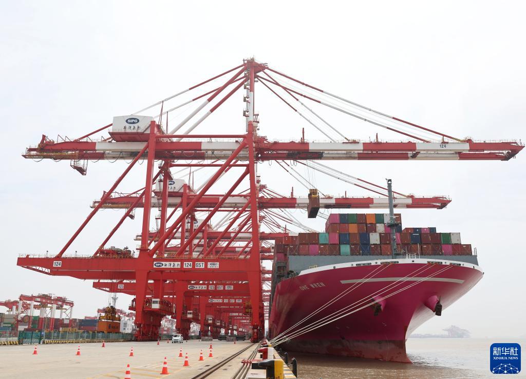 総力を挙げてサプライチェーンを保障する上海港