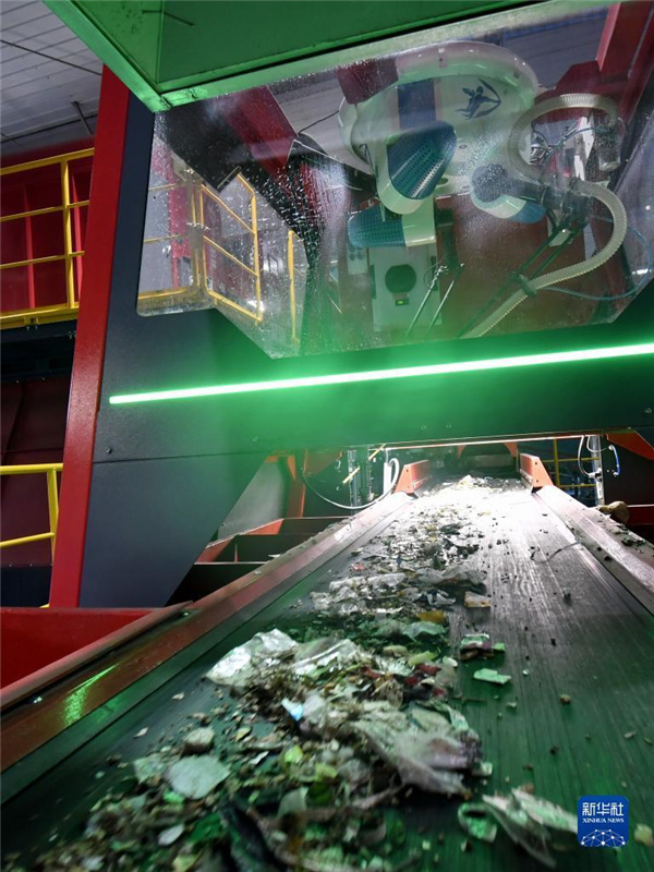 北京、中國國産のスマートゴミ分別システムを?qū)?></a></td></tr><tr><td class=