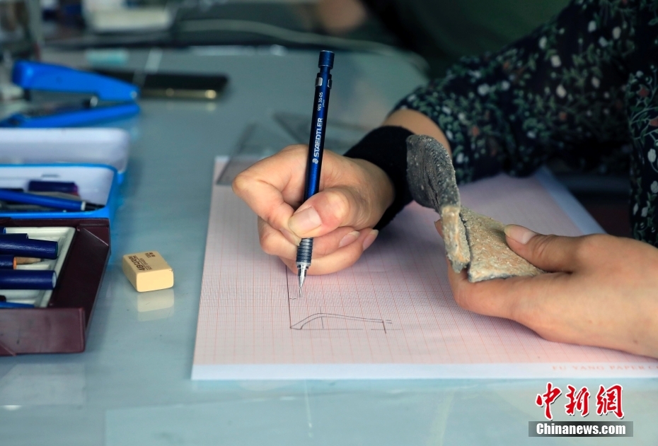 文化財の「本來の姿」描きだす考古復元イラストレーター