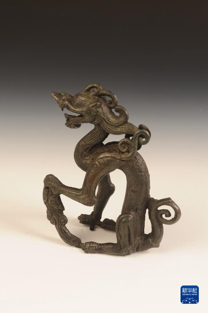 文化クリエイティブグッズとして蘇った金代の「銅坐竜」　黒竜江
