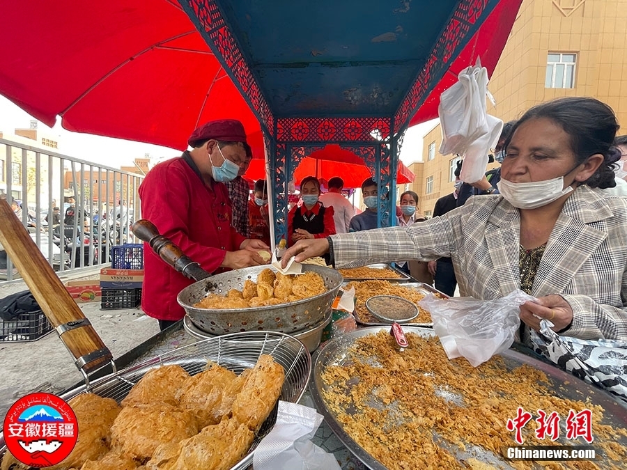 グルメの寶庫、ホータンのバザールを訪ねて　新疆