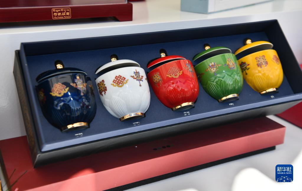 博物館の「文化クリエイティブ?バザール」を訪ねて　チベット