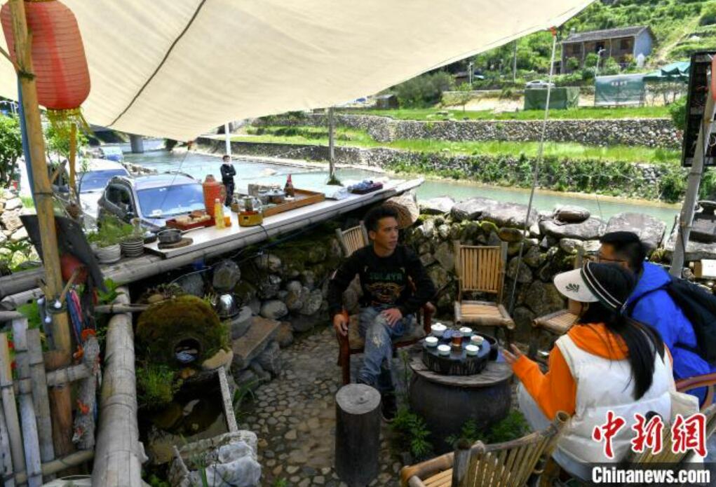 訪れる人を魅了する絶景の塘里古村　福建省閩侯