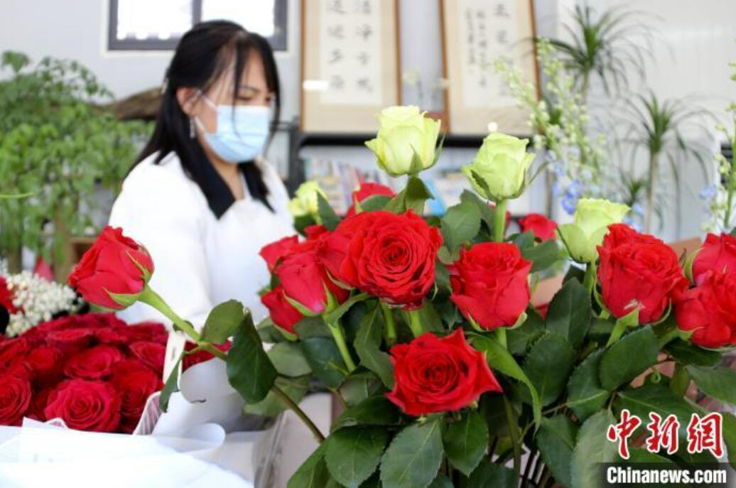 ネットバレンタインデーで生花の売れ行き好調(diào)　山東省菏沢