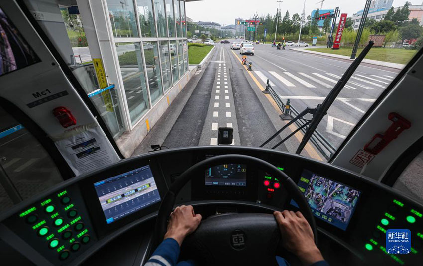 四川省宜賓 スマートレール電車産業(yè)が盛んに発展