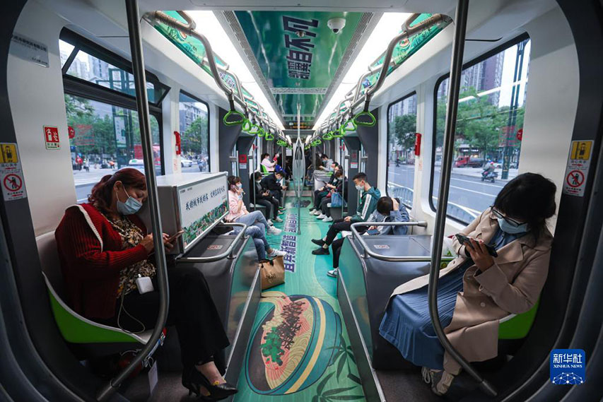 四川省宜賓 スマートレール電車産業(yè)が盛んに発展