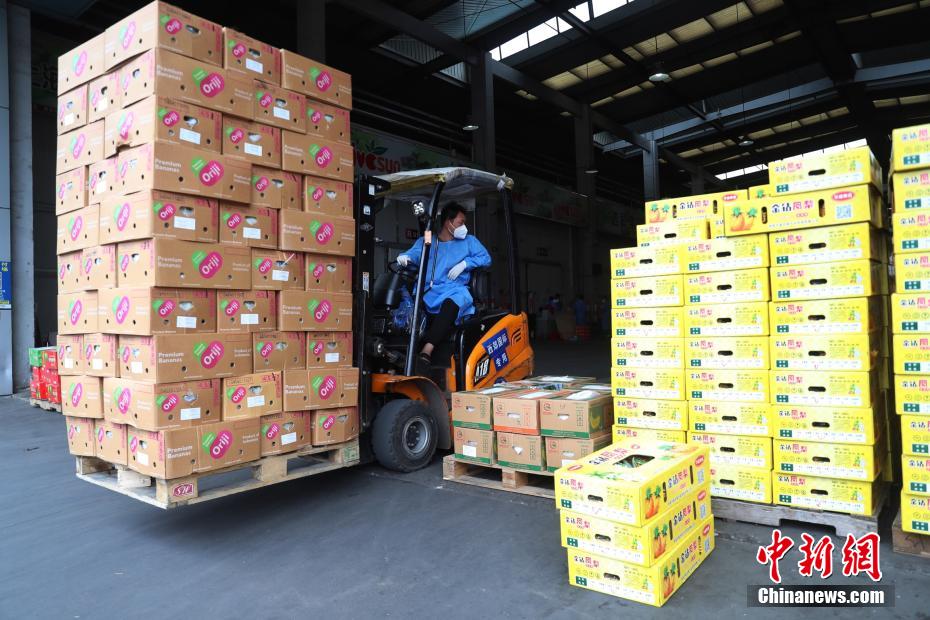 非接觸の入出荷管理措置を?qū)g施する上海市の大型農(nóng)産品卸売市場(chǎng)
