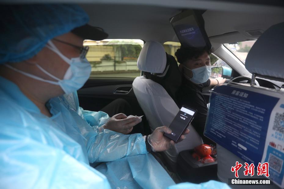 輸送力を発揮し続ける上海のタクシー　市民の通院?移動に対応