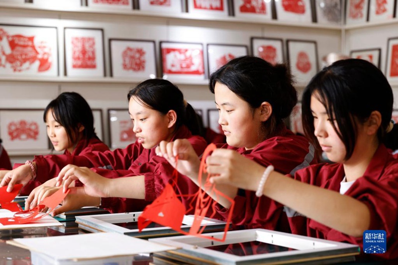 「國際子供の日」控え　中國各地でイベント