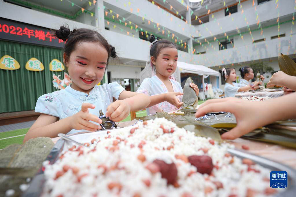 3日は端午の節(jié)句　中國各地でお祝い行事