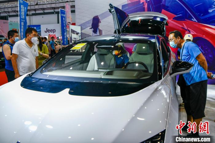 海南國(guó)際モーターショーが?？冥情_(kāi)幕　自動(dòng)車(chē)メーカー100社以上が出展