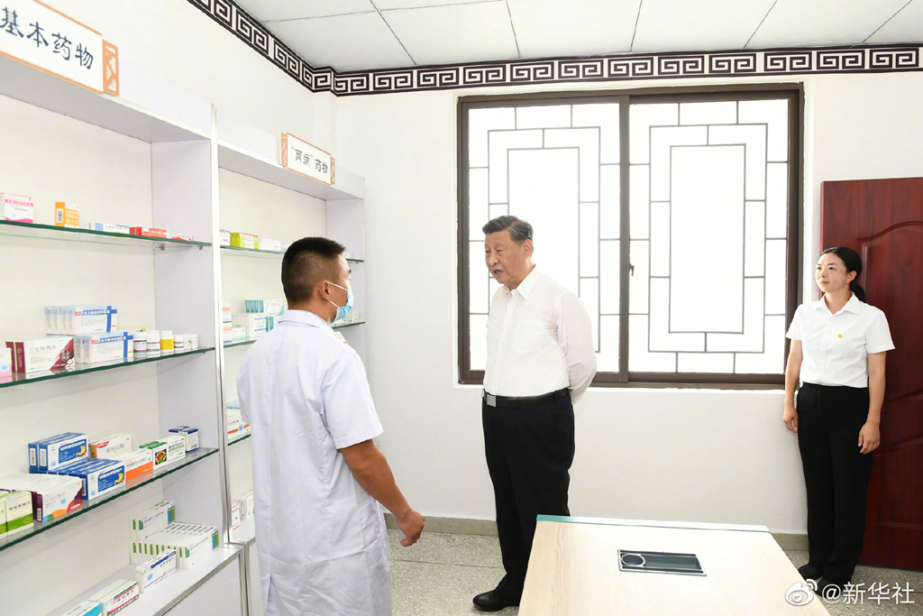 習(xí)近平総書記が四川省眉山市で視察