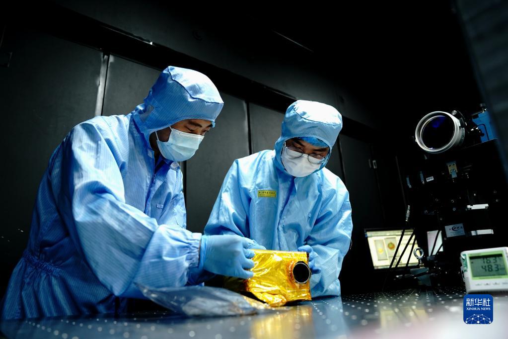 科學(xué)研究機関が研究開発業(yè)務(wù)を再開　上海