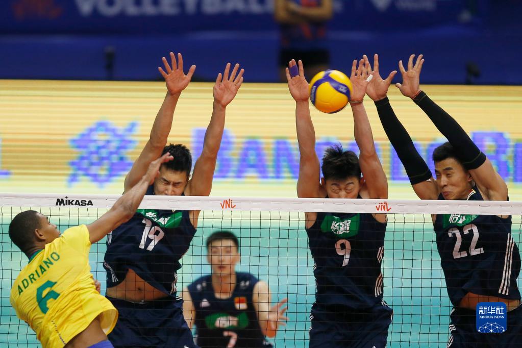 バレーボール中國男子、世界ランキング1位のブラジルに3対0で勝利