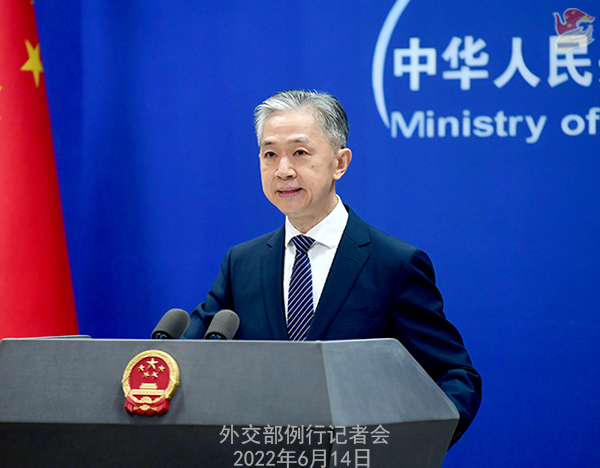 米國の政治屋が中米の経済貿(mào)易協(xié)力に再び制限　外交部「中國の発展は阻止できず」