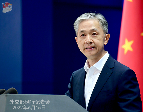 米軍機が黃海?東中國海で対中偵察とみられる行動、中國外交部のコメント