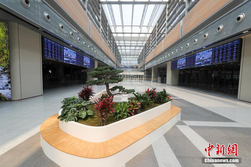 アジア最大の鉄道ターミナル旅客駅「北京豊臺駅」が20日に開通