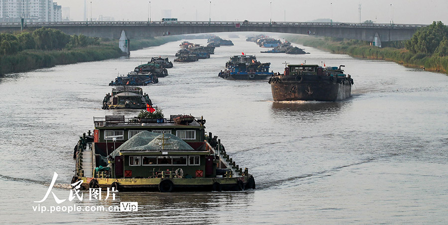 往來盛んな京杭大運(yùn)河　江蘇省淮安