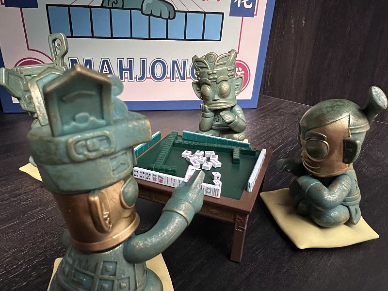 三星堆博物館「川蜀麻雀」セット （寫(xiě)真著作権はCFP視覚中國(guó)が所有のため転載禁止）。