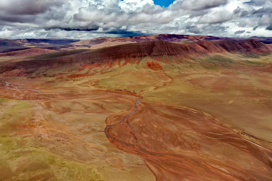 長(zhǎng)江源流域で白亜紀(jì)の地形景観見(jiàn)つかる　青海省