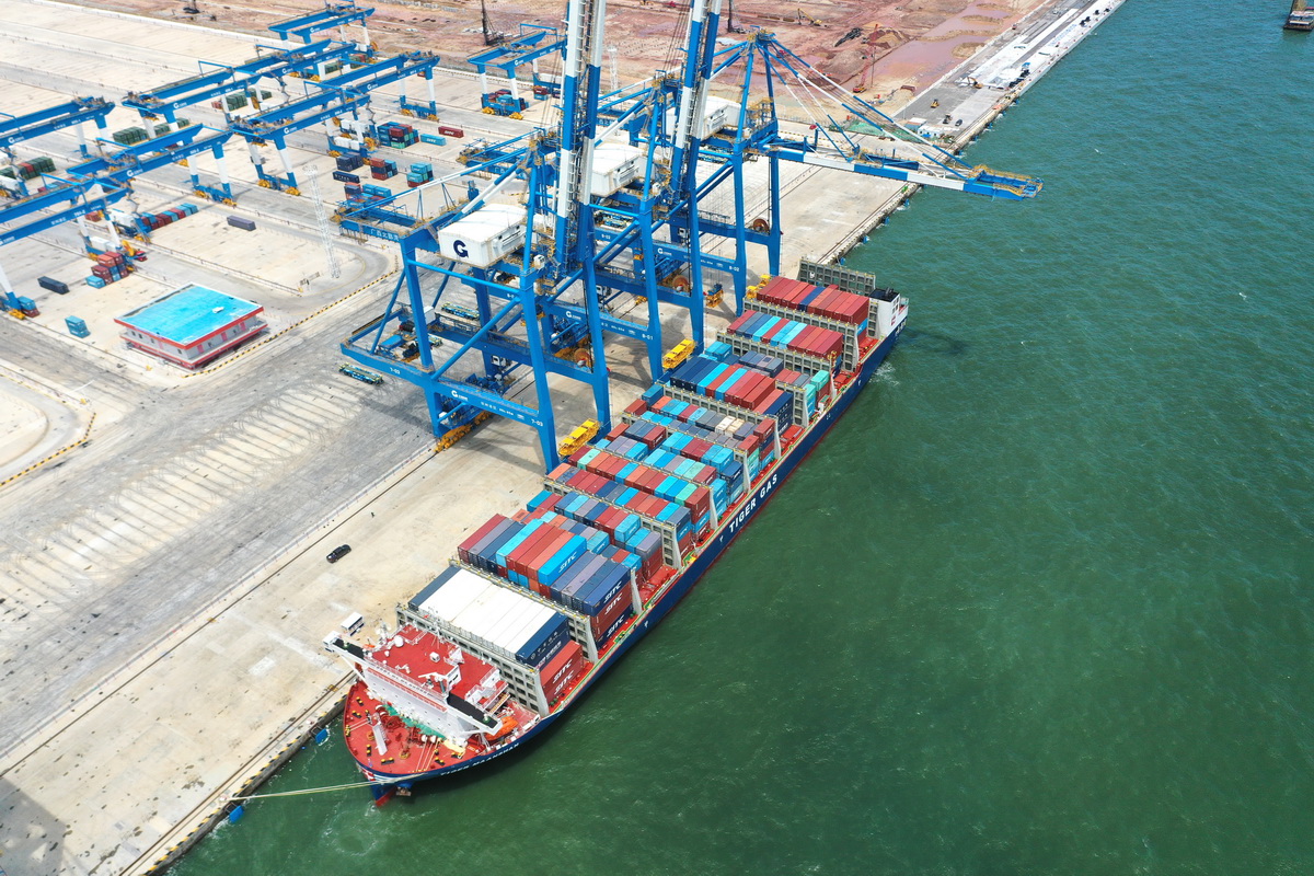 北部灣港欽州自動化コンテナターミナルの運用スタート　広西