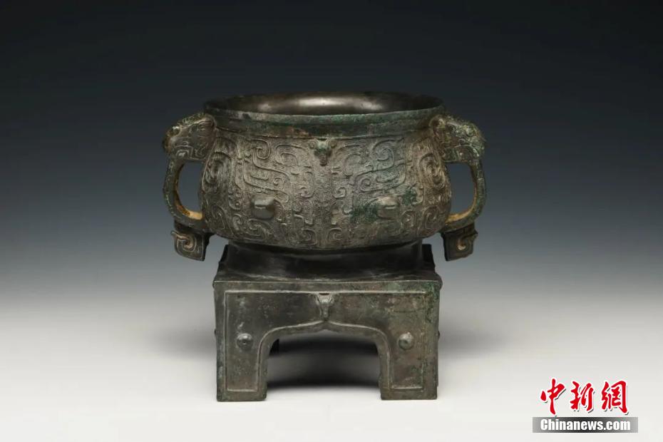 山西省で西周時(shí)代の倗國の中等貴族の古墳発見　楚公逆短剣も出土