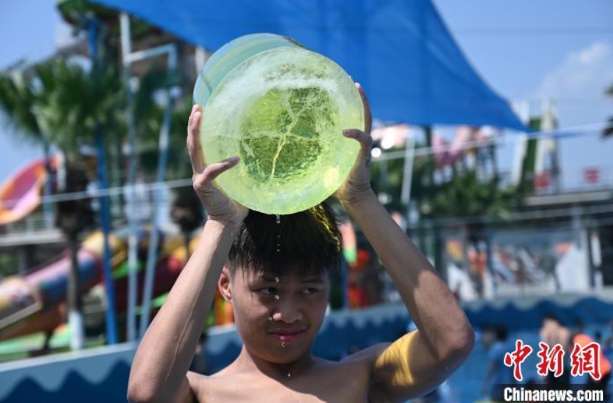 「小暑」の到來前に暑気払いに「氷とキス」イベント開催　重慶市