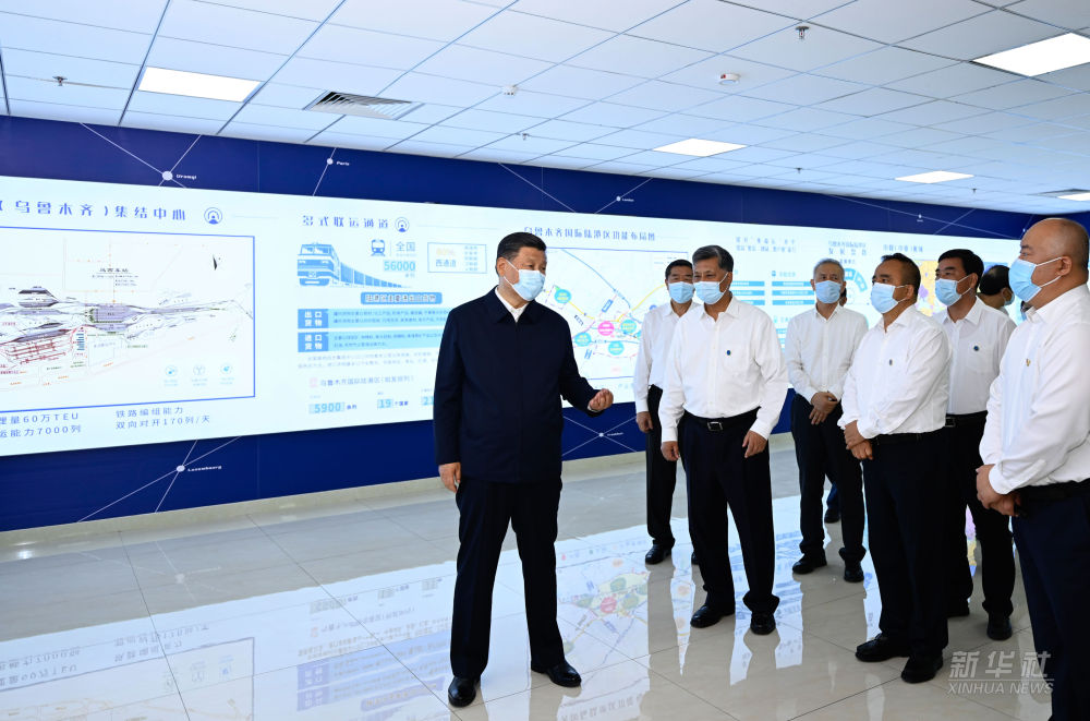 習近平総書記「新疆はもはや辺境地帯ではなく、ハブ地帯に」