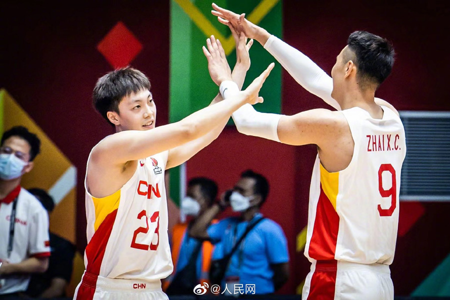バスケットボール男子のアジア?カップで中國(guó)がベスト8進(jìn)出へ