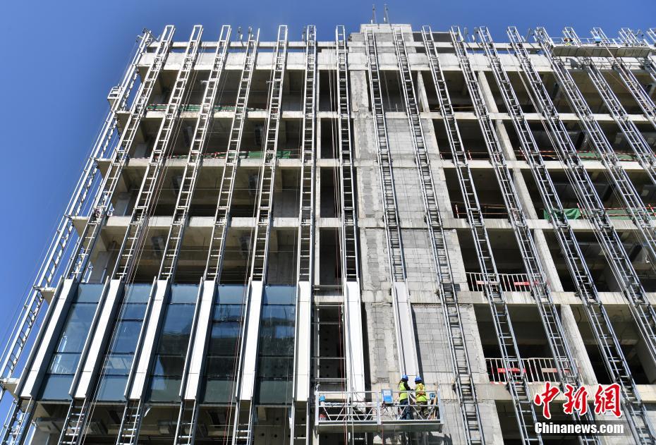 雄安新區(qū)初の商業(yè)統(tǒng)合開(kāi)発プロジェクトの建設(shè)順調(diào)に推進(jìn)中　河北省