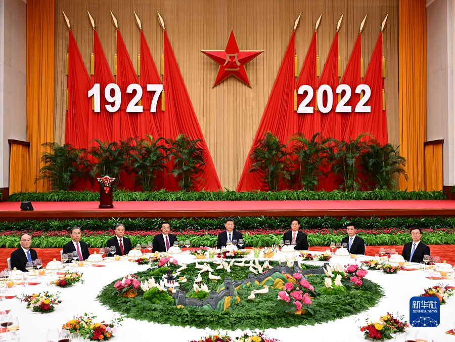 中國人民解放軍建軍95周年を祝賀し、國防部が盛大なレセプション