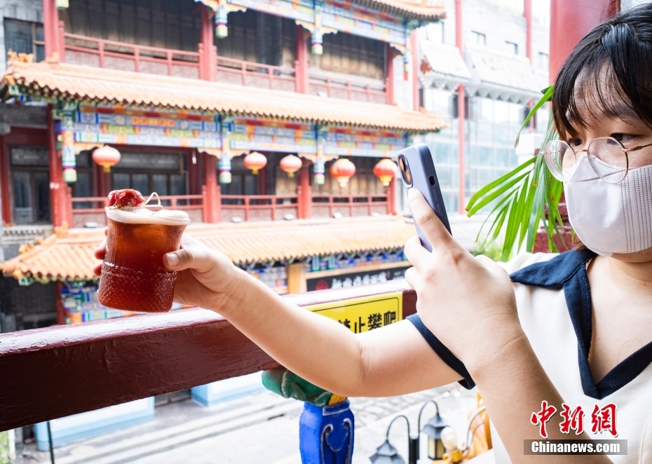 中國の老舗布靴ブランド「內(nèi)聯(lián)昇」のカフェオープン　北京市