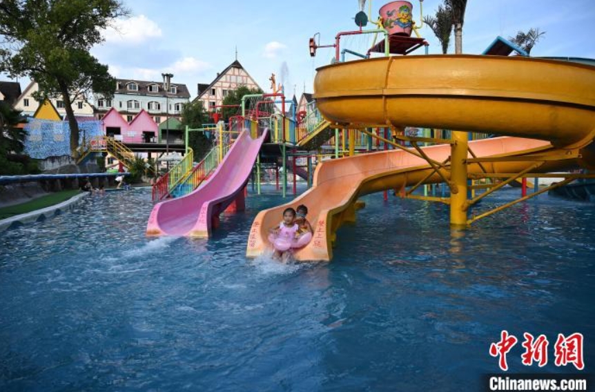 重慶が連日40度以上の猛暑に　「高溫?zé)嶂邪Y警戒アラート」発令