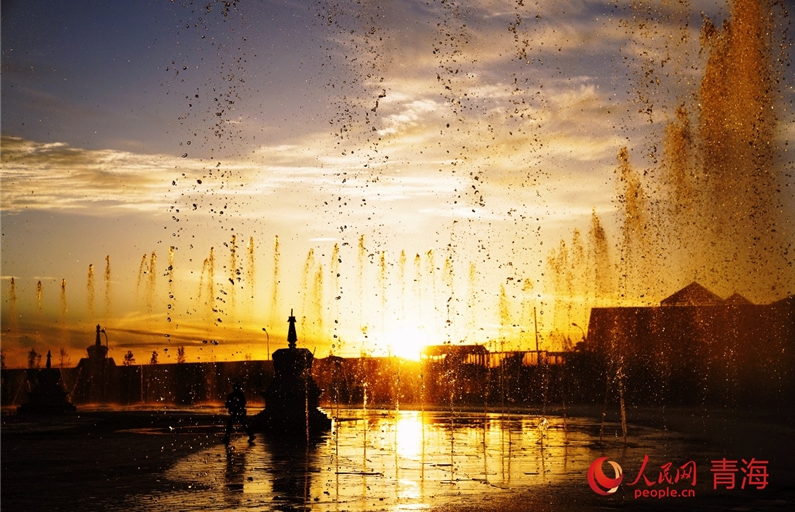 観光客を魅了する豊かな自然　青海剛察