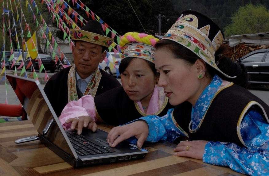 1枚のスクリーンに見(jiàn)る文化的な生活の移り変わり