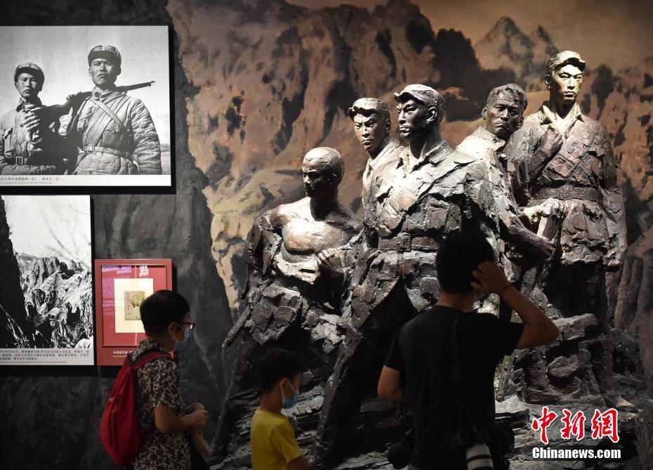 日本の無條件降伏から77年、抗日戦爭紀念館で歴史に思いを馳せる市民　北京