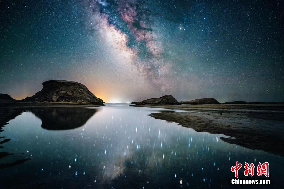 翡翠色の湖と星空が輝く中國の「寶石箱」　青海省