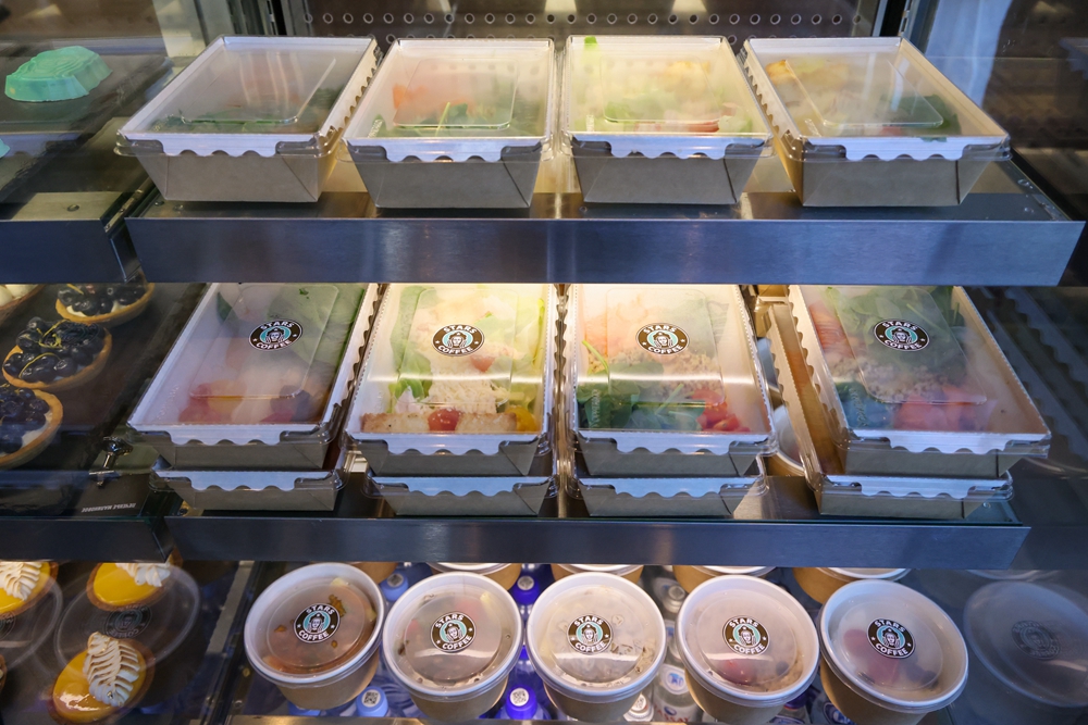 ロシアの舊スタバ店舗が「スターズコーヒー」に改名　モスクワ店がリニューアルオープン