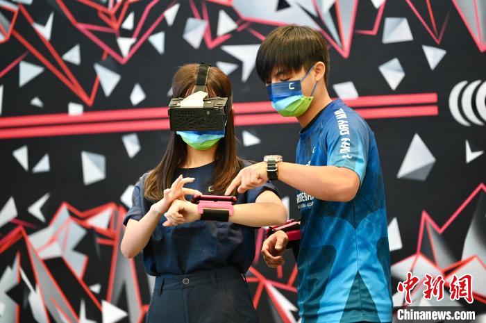 香港サイバーポートでDELF開催　虛実を超えた新娯楽體験