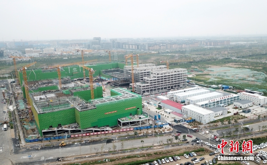 順調(diào)に建設(shè)が進(jìn)む雄安イノベーション研究院科技園區(qū)　河北省