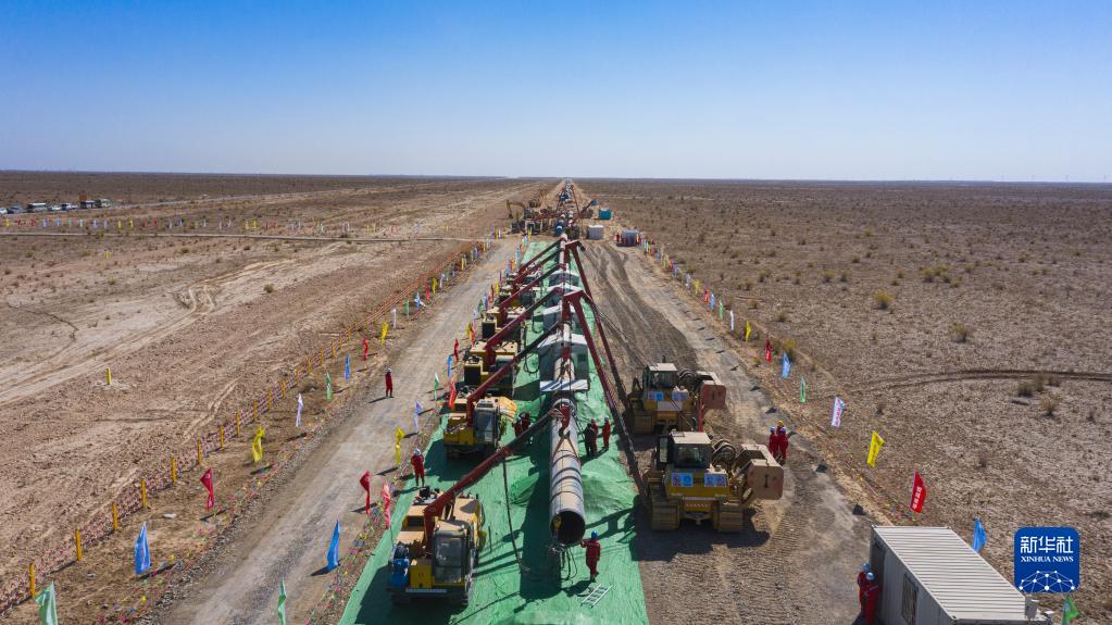 西気東輸?shù)?ルートプロジェクトが全面著工　総延長(zhǎng)約3340キロ