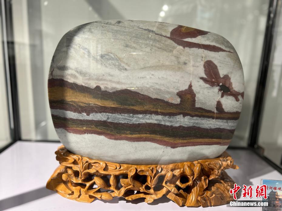 大自然が作り上げた黃河の奇石　「黃河母親像」のような石も　甘粛省蘭州