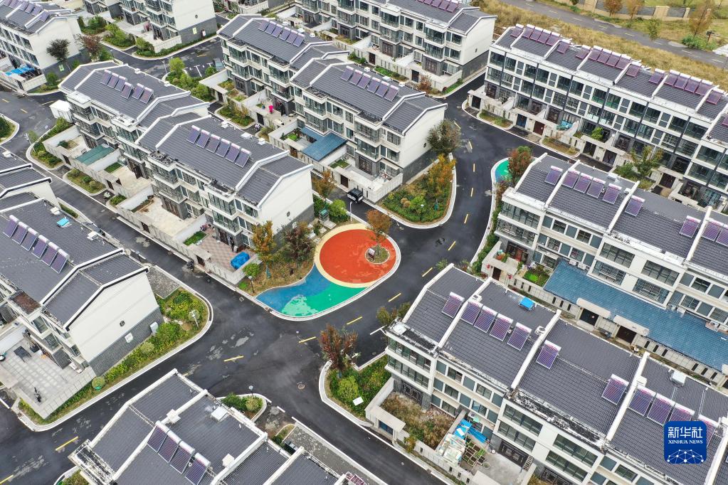 10月26日に撮影された江蘇省泗洪県臨淮鎮(zhèn)勝利社區(qū)勝利家園小區(qū)（ドローンで撮影?季春鵬）。