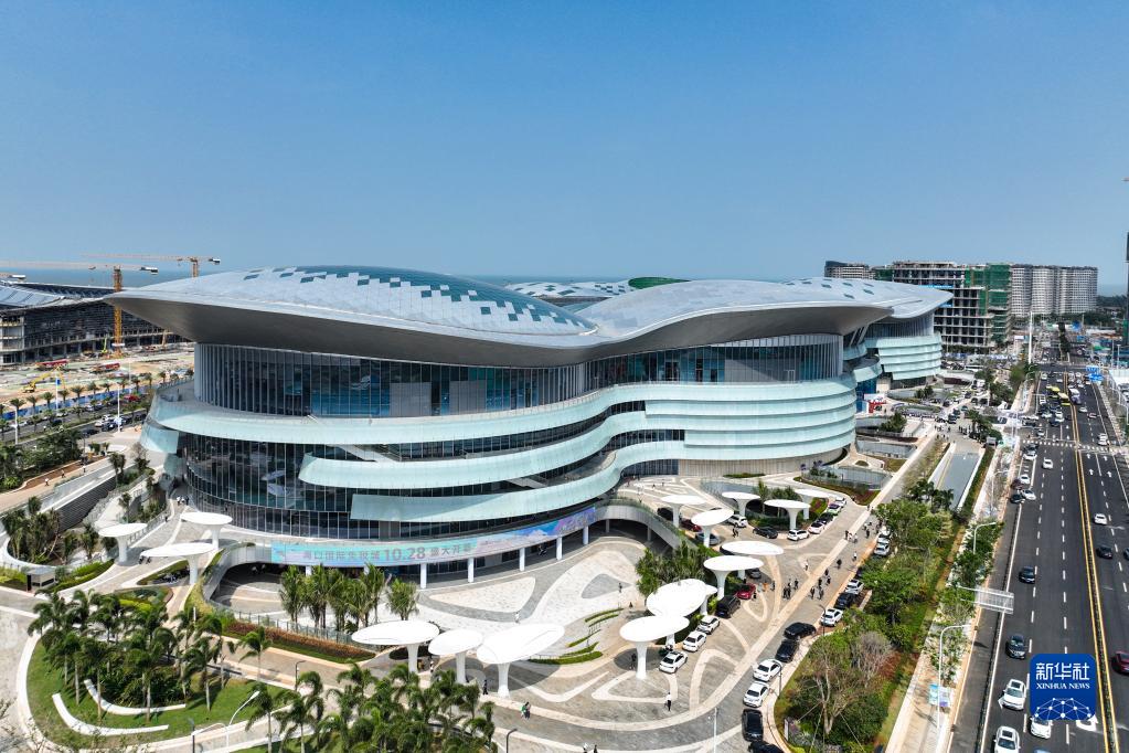 ?？趪H免稅城が開業(yè)　海南省