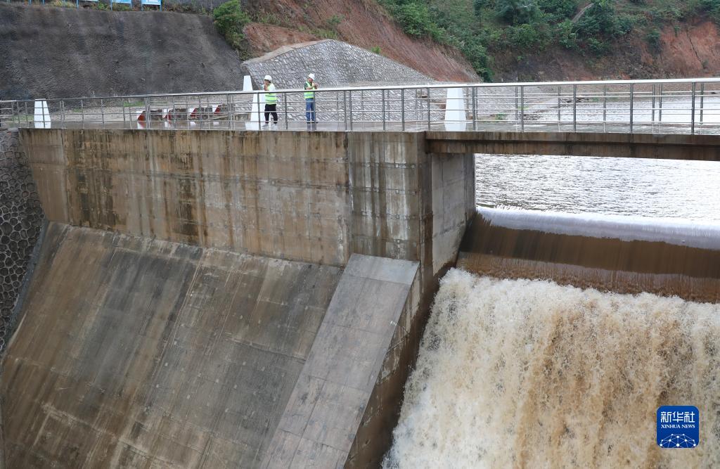 ブルンジの経済発展促進(jìn)する中國(guó)の支援で建設(shè)された水力発電所